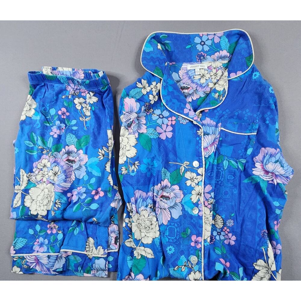 Johnny Was Women's Large PJ set button up Beautiful Blue floral cotton blend